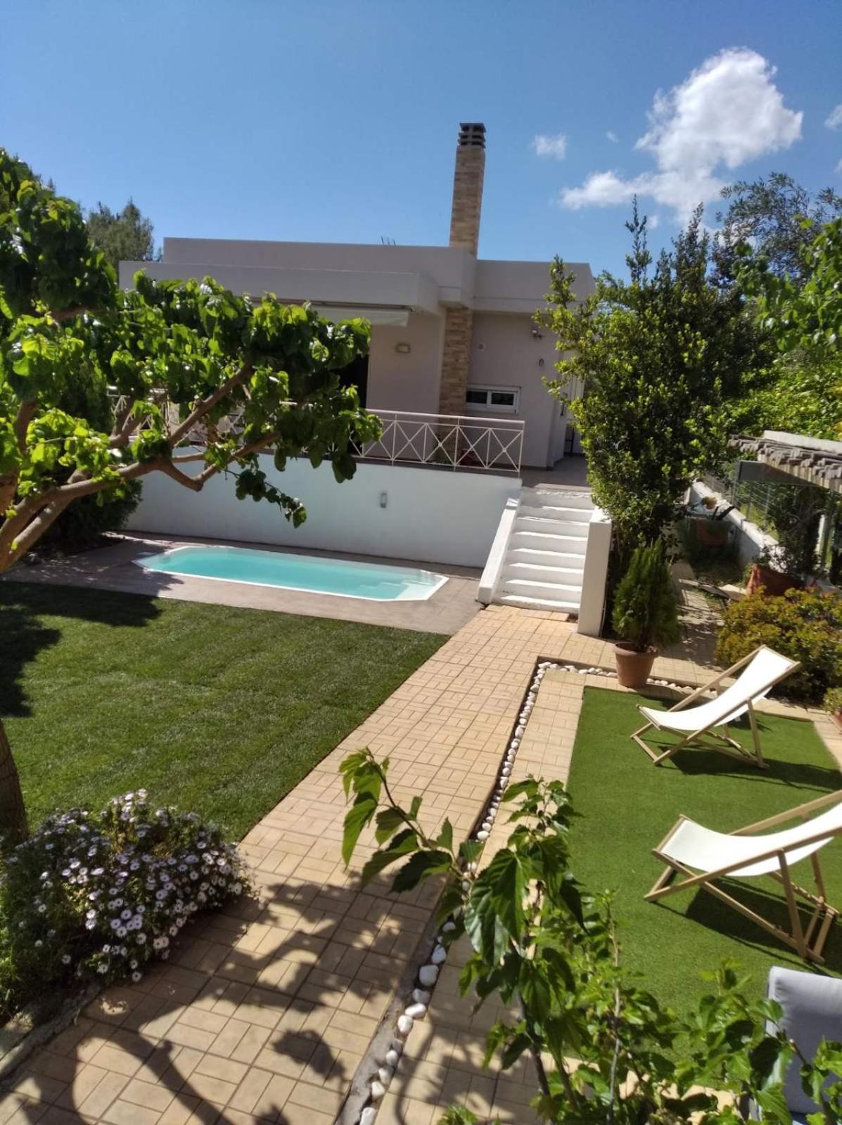 Cozy Villa Vita Lagonisi Kalivia Thorikou Luaran gambar