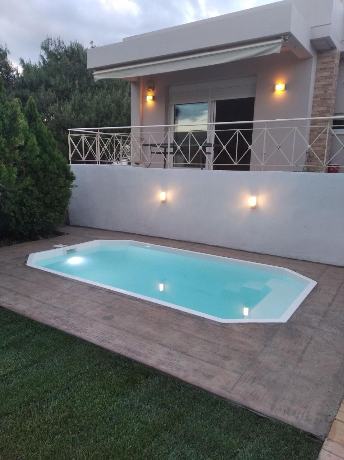 Cozy Villa Vita Lagonisi Kalivia Thorikou Luaran gambar