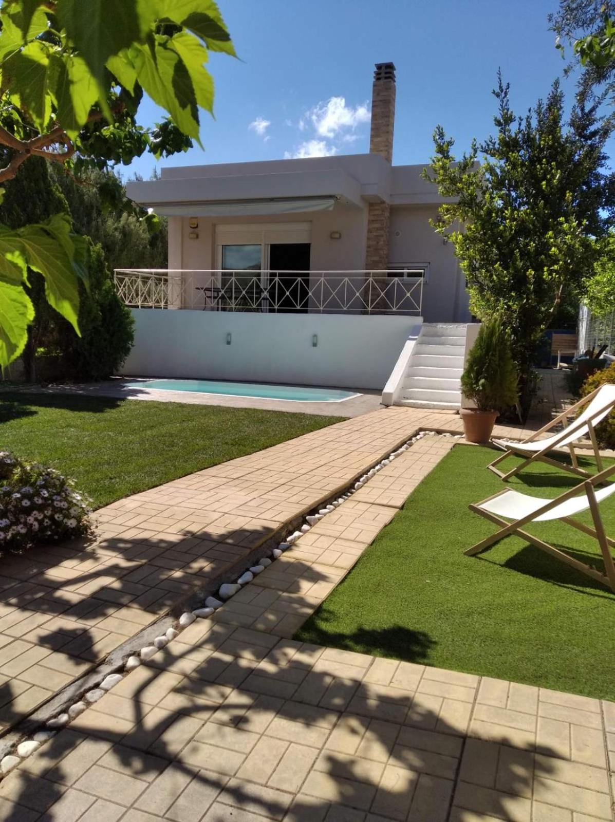 Cozy Villa Vita Lagonisi Kalivia Thorikou Luaran gambar